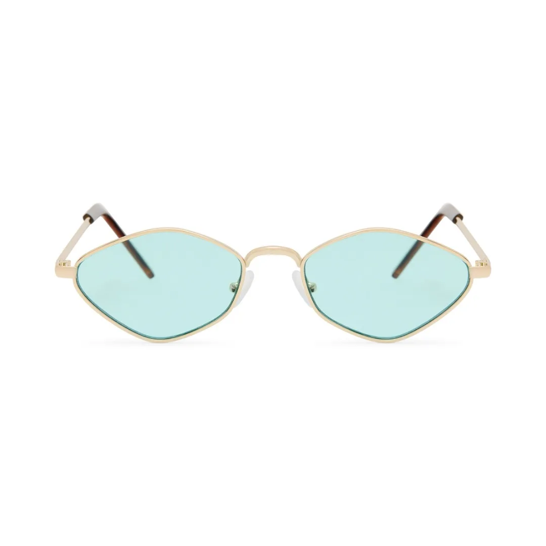 Lunettes de soleil géométriques Venice Gold avec monture dorée fine et verres teintés bleu-vert, offrant un style rétro et moderne.